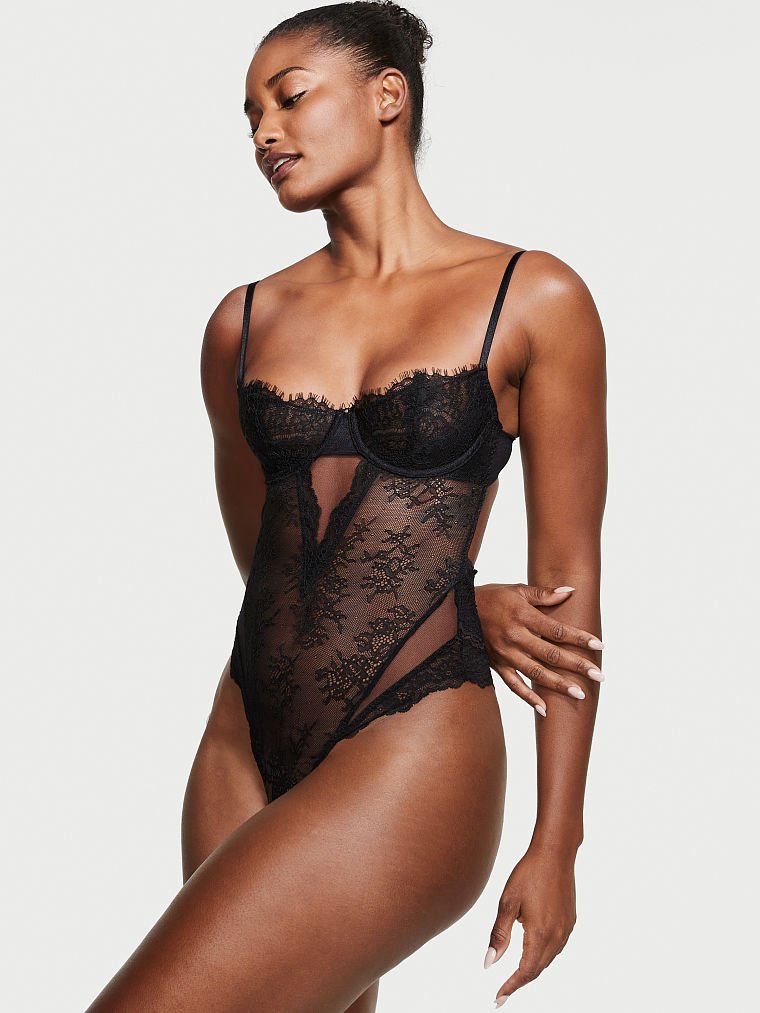 Victoria's Secret Victoria Secret Very Sexy Unlined Plunge Black Lace Bra  Size undefined - $23 - From Tori