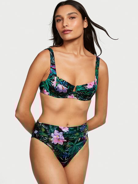 Bathing suits victoria secret stores 2025