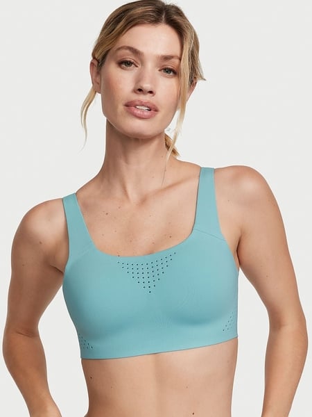 Women's Sports Tops - Shop Gym Tops & Clothes Online in Dubai