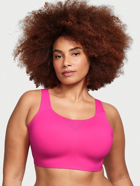 Women s Sports Tops Shop Gym Tops Clothes Online in Dubai