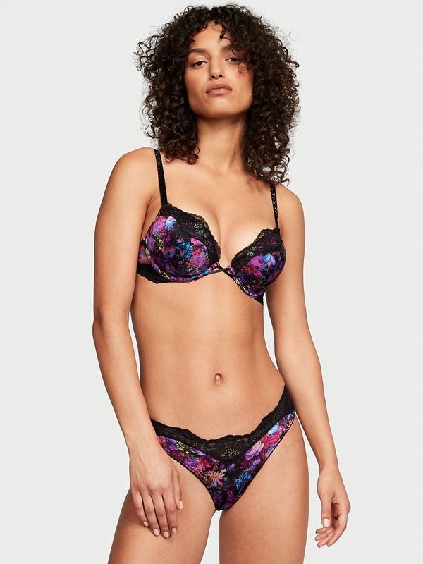 https://www.victoriassecret.ae/assets/styles/VS/11221341/image-thumb__2569651__product_zoom_large_800x800/11221341_5X7Q_112213415x7q_om_s.jpg